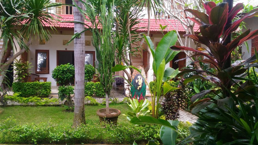 Medewi Beach Inn Pulukan Exteriör bild