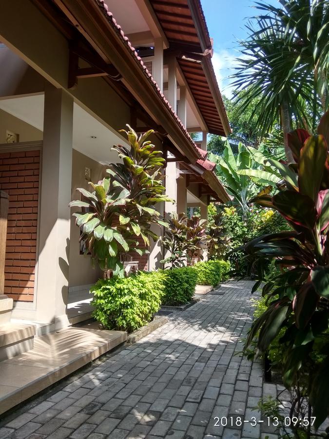 Medewi Beach Inn Pulukan Exteriör bild