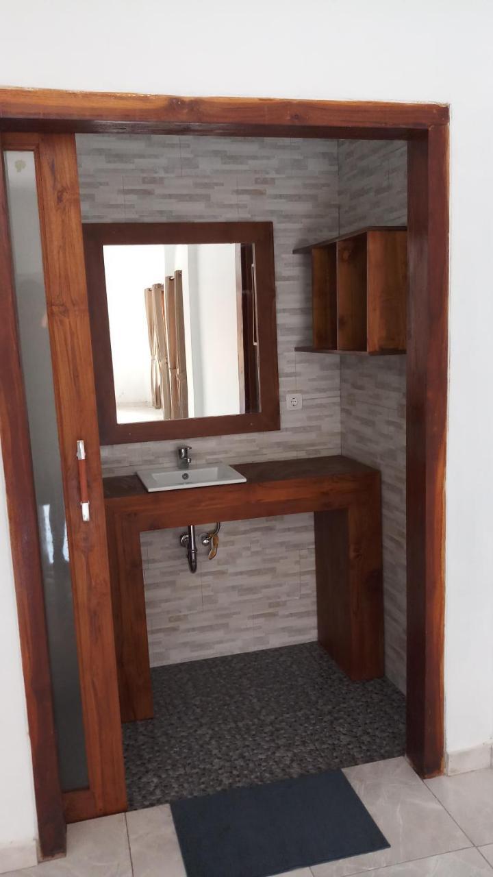 Medewi Beach Inn Pulukan Exteriör bild